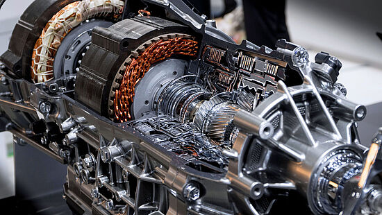 Automatisierte Produktion des Antriebsstrangs für Elektromotoren